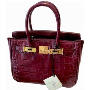 Teddy Blake Caty 10” Croc Embossed Leather Wine